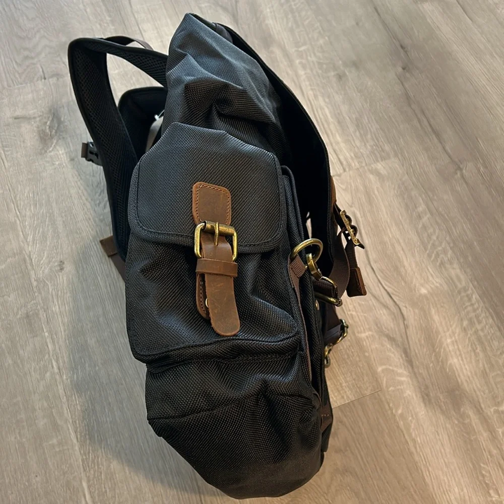 ATHALON | Men’s Leather Travel Backpack
